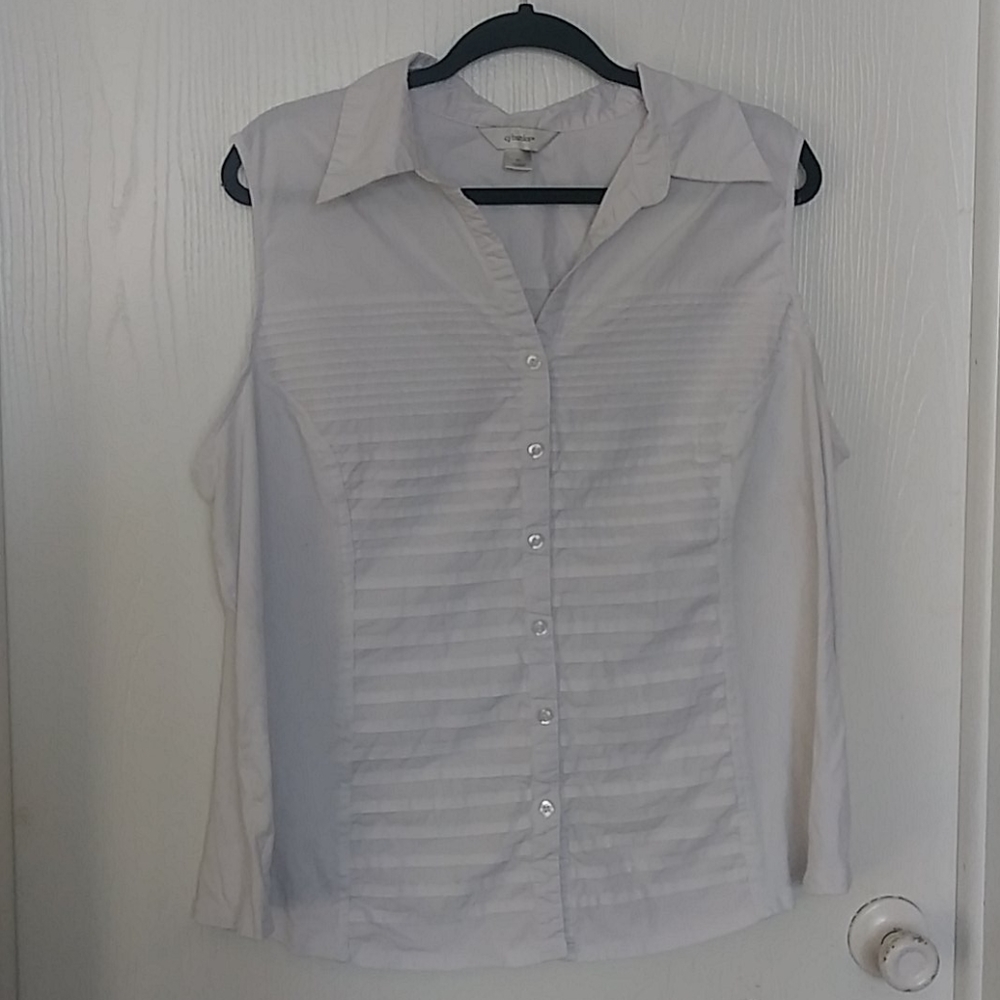 Pleated collared top